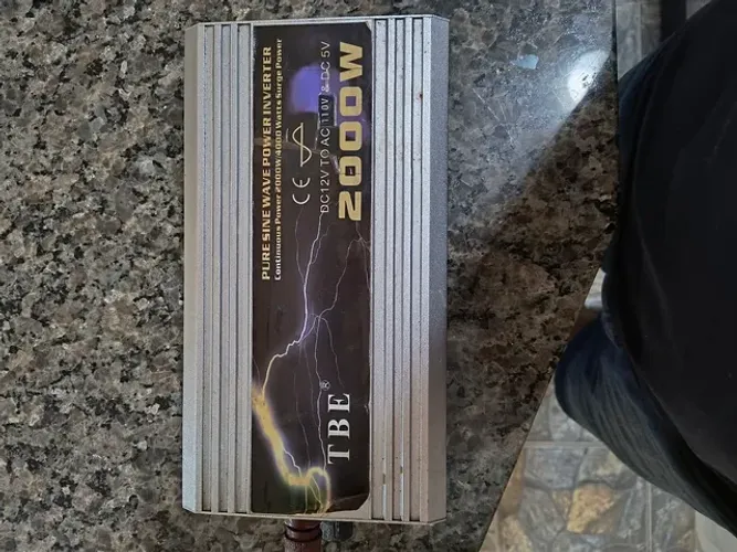 Vendo Inversor TBE 2000W..110V... Senoidal Pura.. Original..