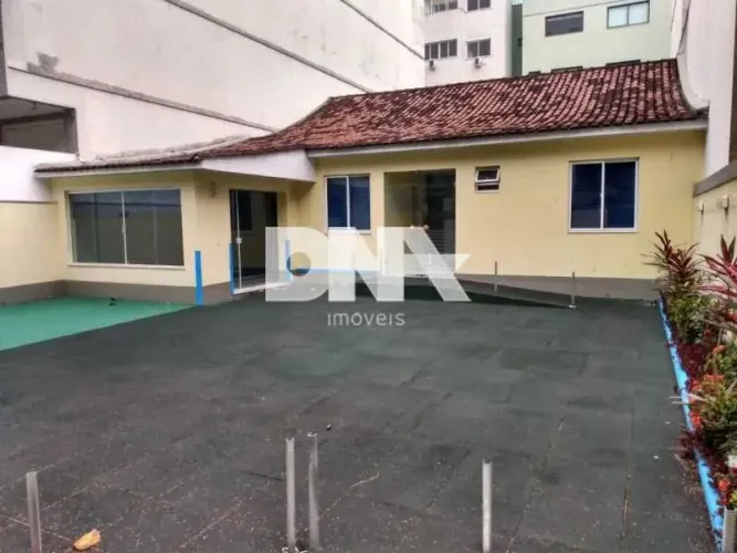 Casa de rua : / Residencial / Barra da Tijuca