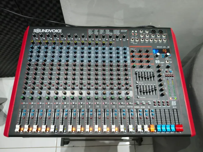 Mesa Profissional Soundvoice MP-166