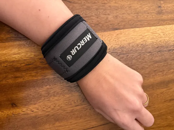 Munhequeira/Cotoveleira Mercur