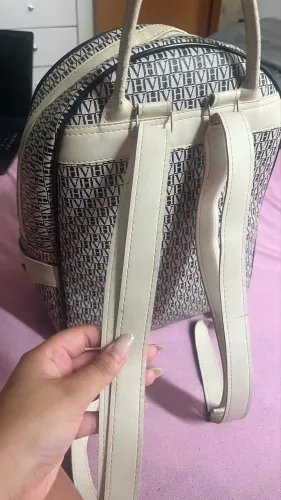 Mochila Victor Hugo (Couro)