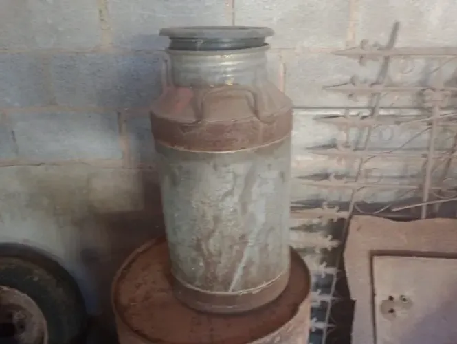 lata de leite 50 l antiga
