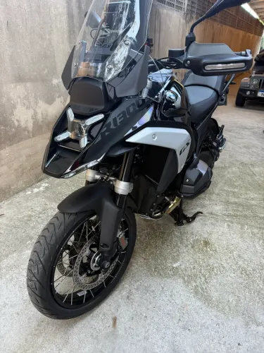 BMW R 1300 GS TRIPLE BLACK 2025