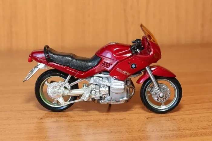 Miniatura 1:18 Moto BMW R1 100RS