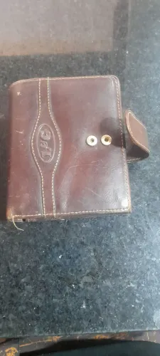 Carteira usada