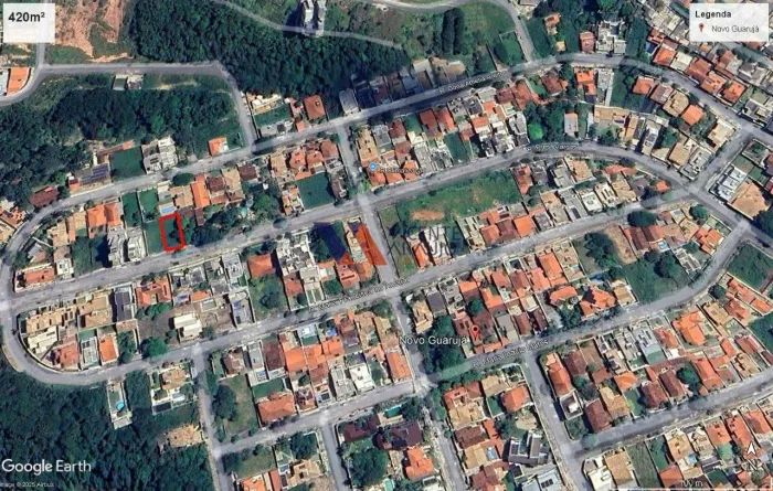 Lote de 420m² à venda no Novo Guarujá, Betim. Rua tranquila e pronto para construir