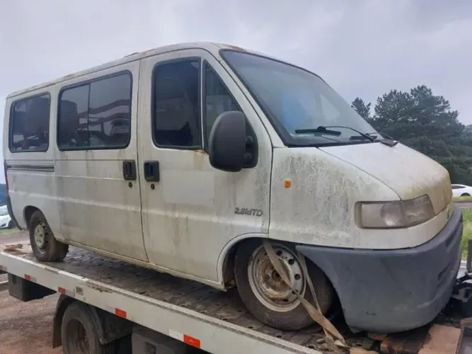 Ducato 2.8 Ano 2004 Sucata Para Venda Peças Ducato 2.8 Sucata Ducato 2004 Peças Ducato