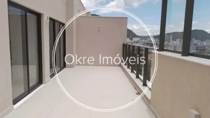 Cobertura : / Residencial / Copacabana