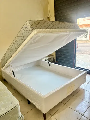 Cama box de casal baú , cama de casal