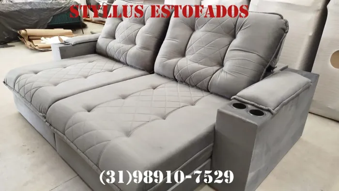 Sofá Retrátil  com porta copos e molas ensacadas 