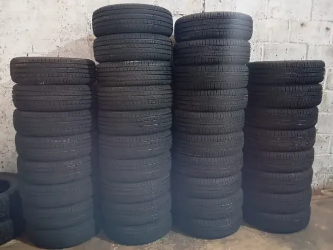 Pneus Starke,  aro 13 175/70 em promoção 210,00 á vista ate 02/01