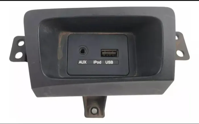 Modulo de Áudio Auxiliar USB e iPod, Para Tucson, R$ 119.00