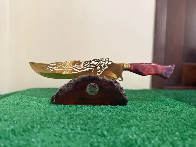 Facas personalizadas