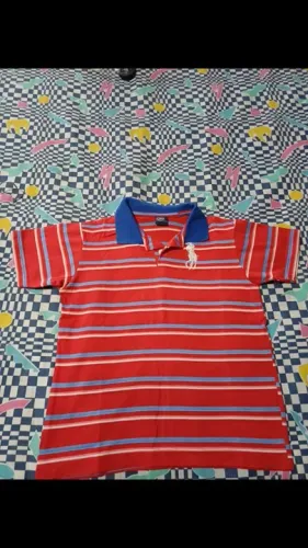 Camiseta sem detalhe nenhum