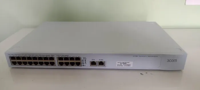Switch 3COM 4200 26-Port Superstack 3