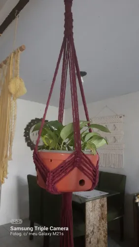 Suporte para plantas em macrame 