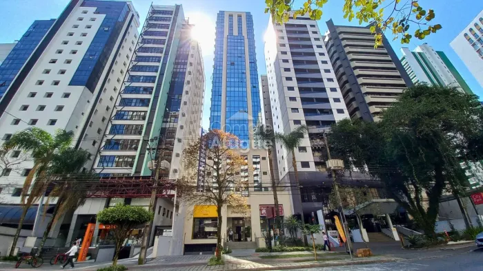 CONJUNTO/SALA COMERCIAL para alugar com 36.45m² por R$ 2.500,00 no bairro Batel - CURITIBA