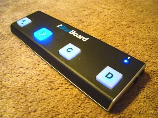 Controlador MIDI Sem Fio IK Multimedia iRig BlueBoard - Bluetooth