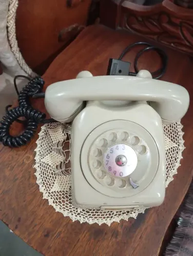 Telefone antigo de disco