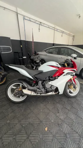 Honda CBR 600f 2012 oportunidade