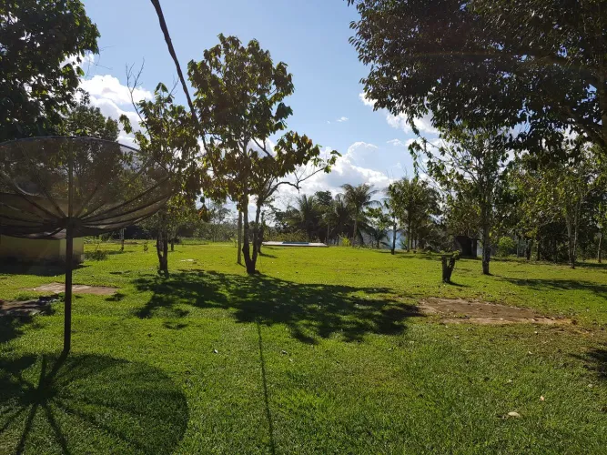 BAIXOU!!! SÍTIO - ACEITA FINANCIAMENTO BANCÁRIO COM 42.180M2 DE ÁREA NA BEIRA DO ASFALTO 