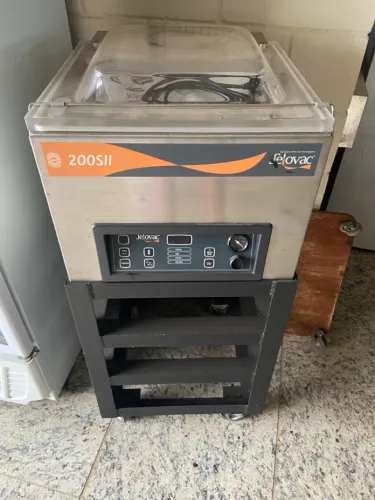 Máquina de Vácuo para Embalagem a Vácuo - Jetovac 200SII