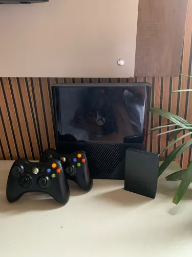 XBOX 360 DESBLOQUEADO - 2 CONTROLES + 80 JOGOS - PRONTO PRA JOGAR!