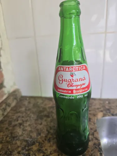 Garrafa antiga Guarana Antarctica