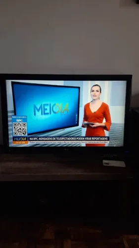 TV LED LG 42" Full HD Funcionando com controle, ótima imagem, 690,00 - 0811