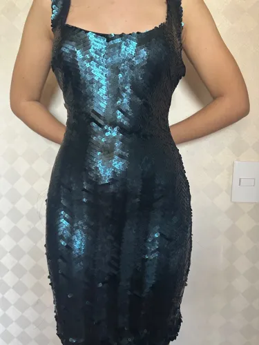 Vestido de Paetês Azul-Escuro Elegante