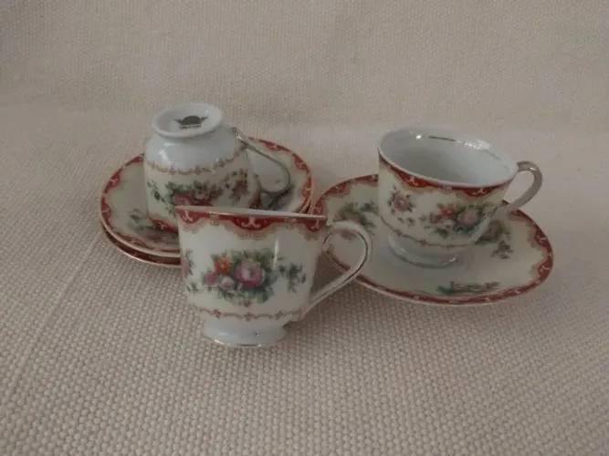Conjunto de Xícara de Café Japonês Antigo Floral Vermelha