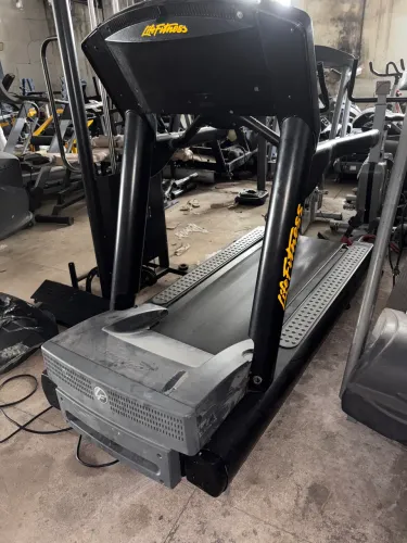 Esteira Life Fitness 95T