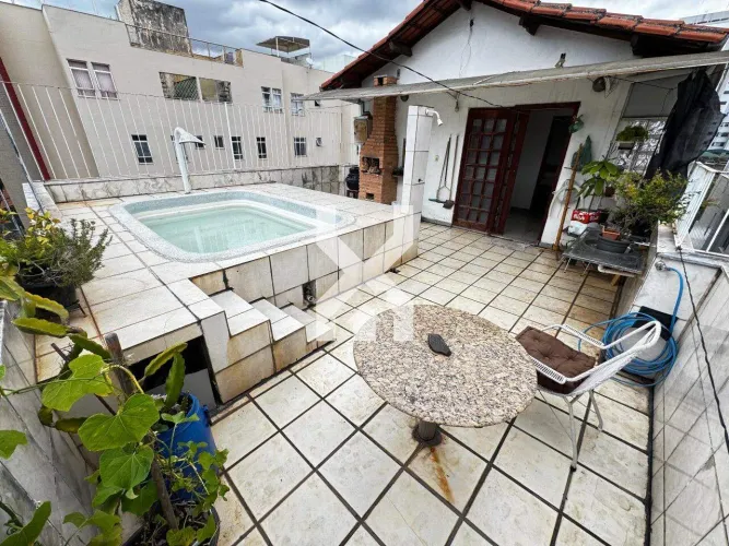 Cobertura à venda, 4 quartos, 1 suíte, 2 vagas, Sagrada Família - Belo Horizonte/MG