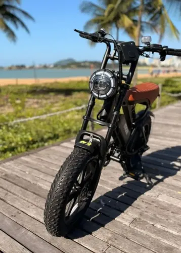 V20 completa com nota fiscal,carregador, chave da bateria  