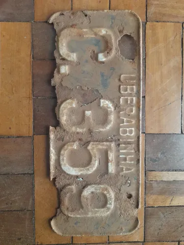 Placa Antiga Original e Rara de Carro da Época em que Uberlândia se Chamava Uberabinha 