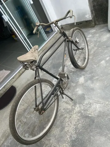 Bicicleta antiga 