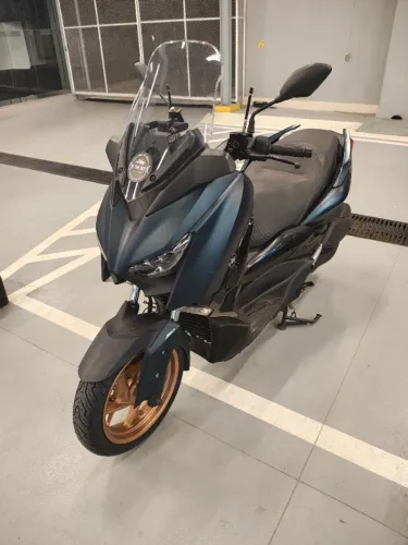 Yamaha Xmax 250 2023