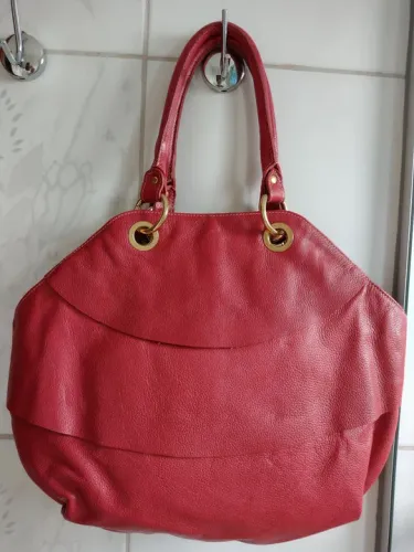 Bolsa Vermelha em Couro Legítimo