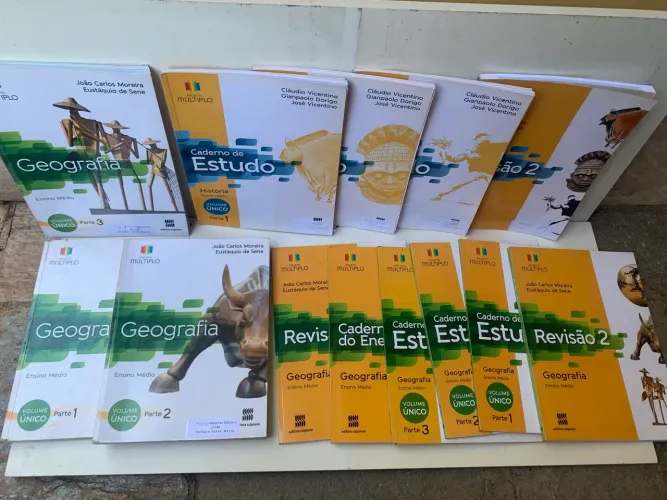 Livro Projeto Multiplo Geografia de Cláudio Vicentino