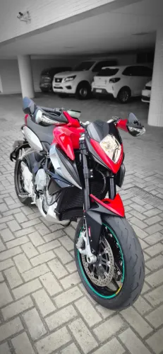 MV Agusta Rivale 2015