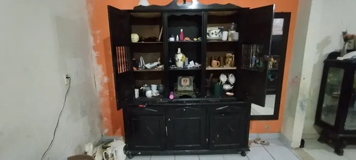 Móveis antigos