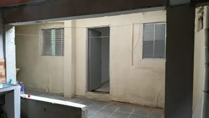 Casa 2 cômodos em Osasco, Jd. Conceição