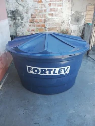 Caixa d?água 1000L