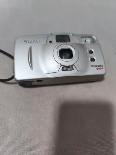 Camera analógica canon em perfeito estado. 