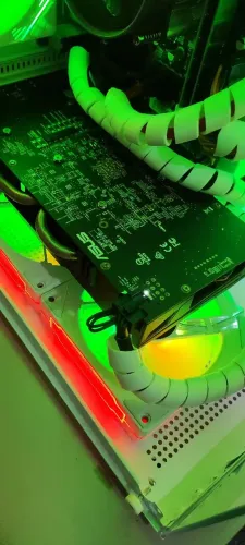 Pc game com RX 580 e i7 da quarta geração