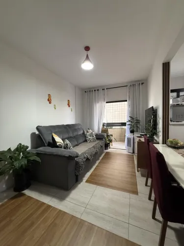 Apartamento à venda 1 quarto mobiliado com sacada no Canto do Forte/Praia Grande