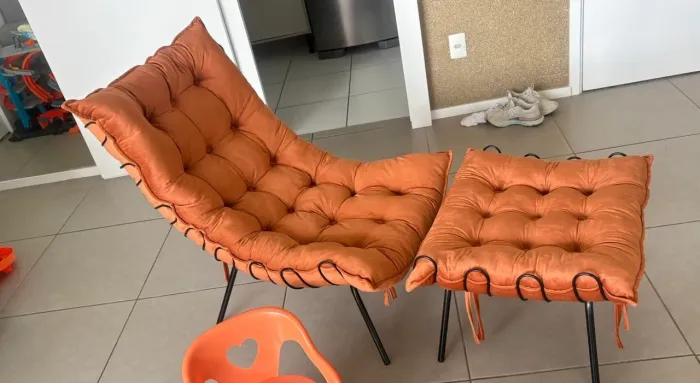Poltrona Costela de Adao