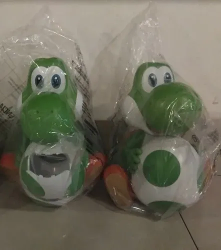 2 baldes de pipocas Yoshi lacrado