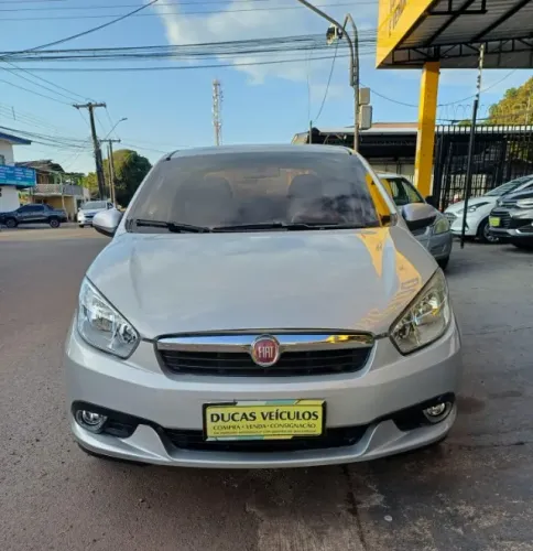 Fiat Grand Siena Essence 1.6 Flex 16V 2014