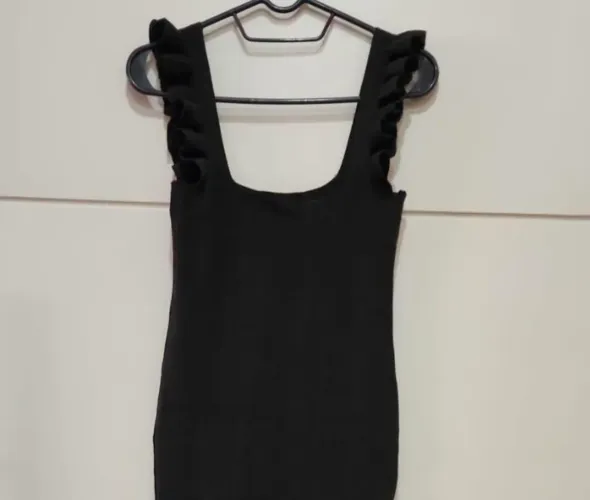 Vestido de festa longo preto tricô